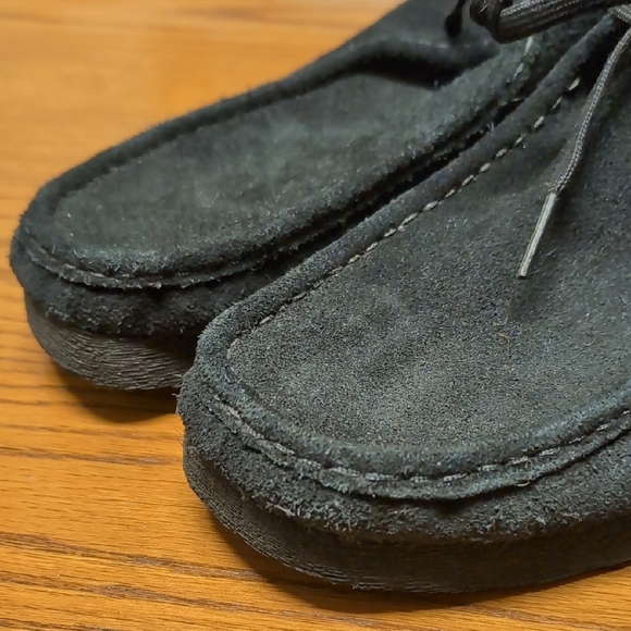 Clarks Wallabees Black Suede Chukka Boots Women - Picture 9 of 9